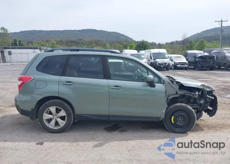 2016 Subaru Forester 2.5I Premium z USA, uszkodzony, nr VIN JF2SJADC6GH552079